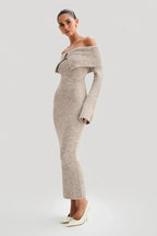 Sukienka midi Off-Shoulder Fluffy Knit