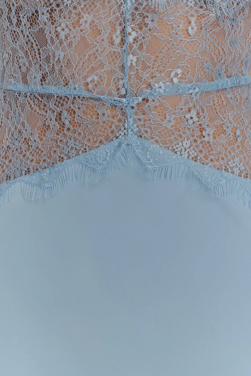 Sukienka maxi Elara Satin Lace