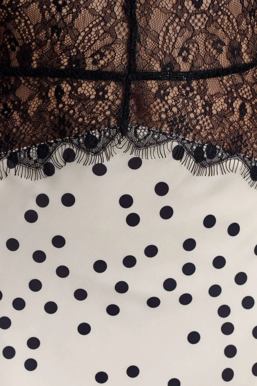 Sukienka maxi Elara Satin Lace