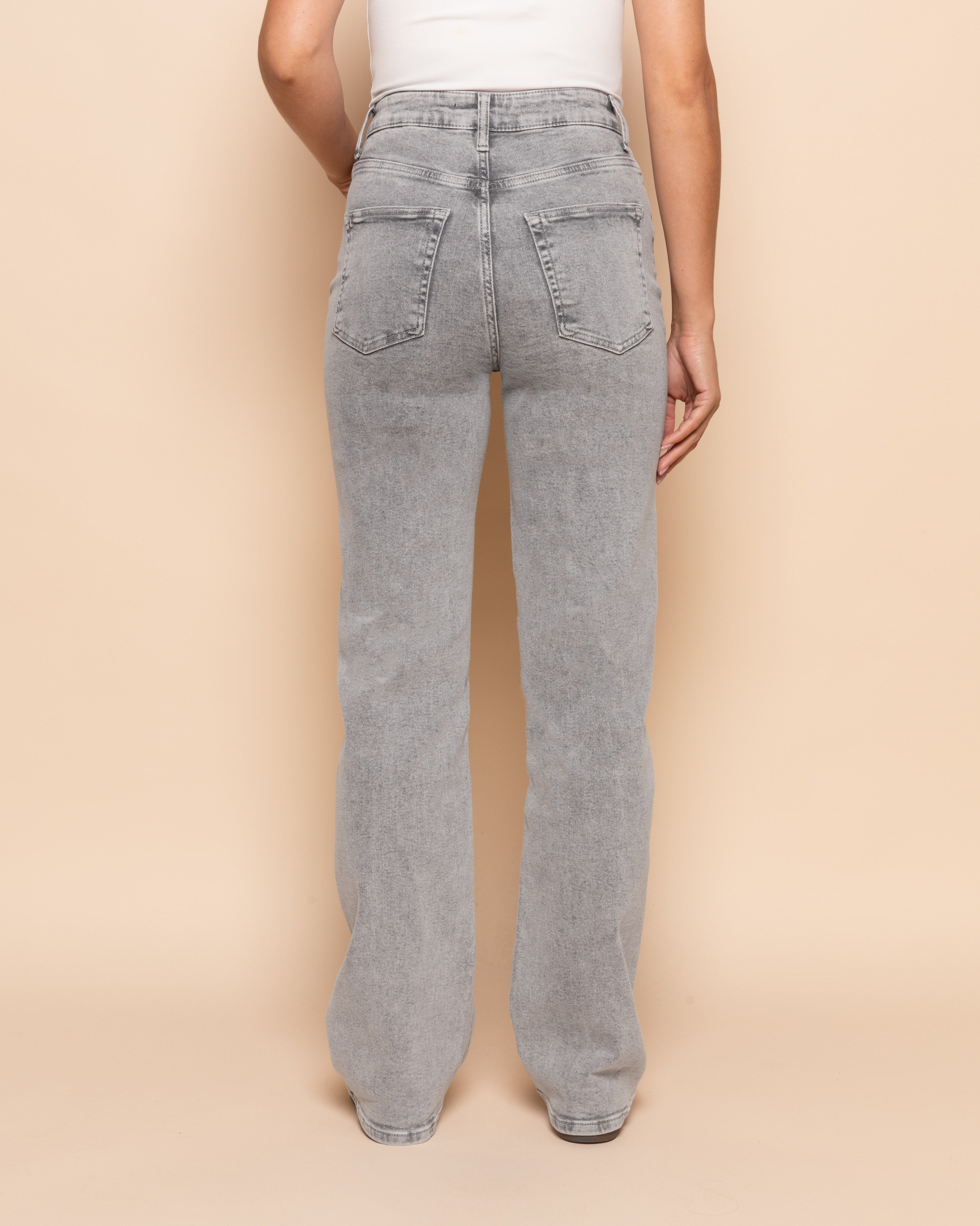 Aitana | Szare jeansy bootcut – swobodna elegancja