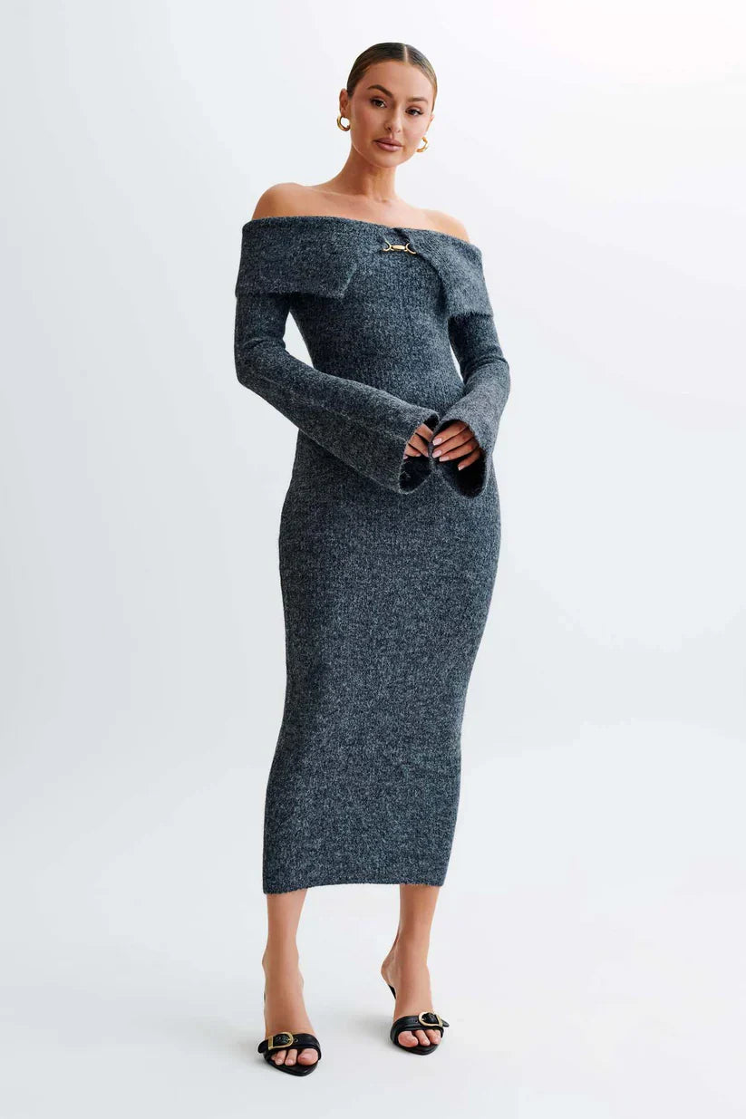 Sukienka midi Off-Shoulder Fluffy Knit