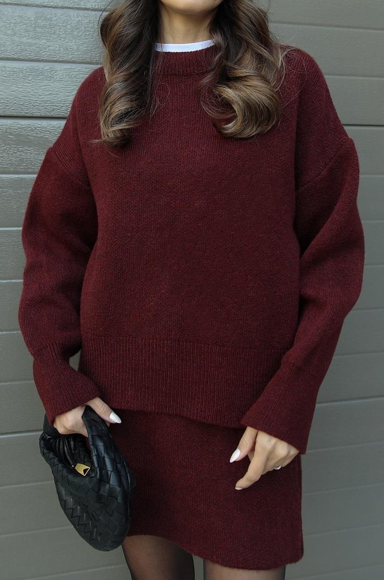 Marie | Dzianinowy komplet – sweter i spódnica