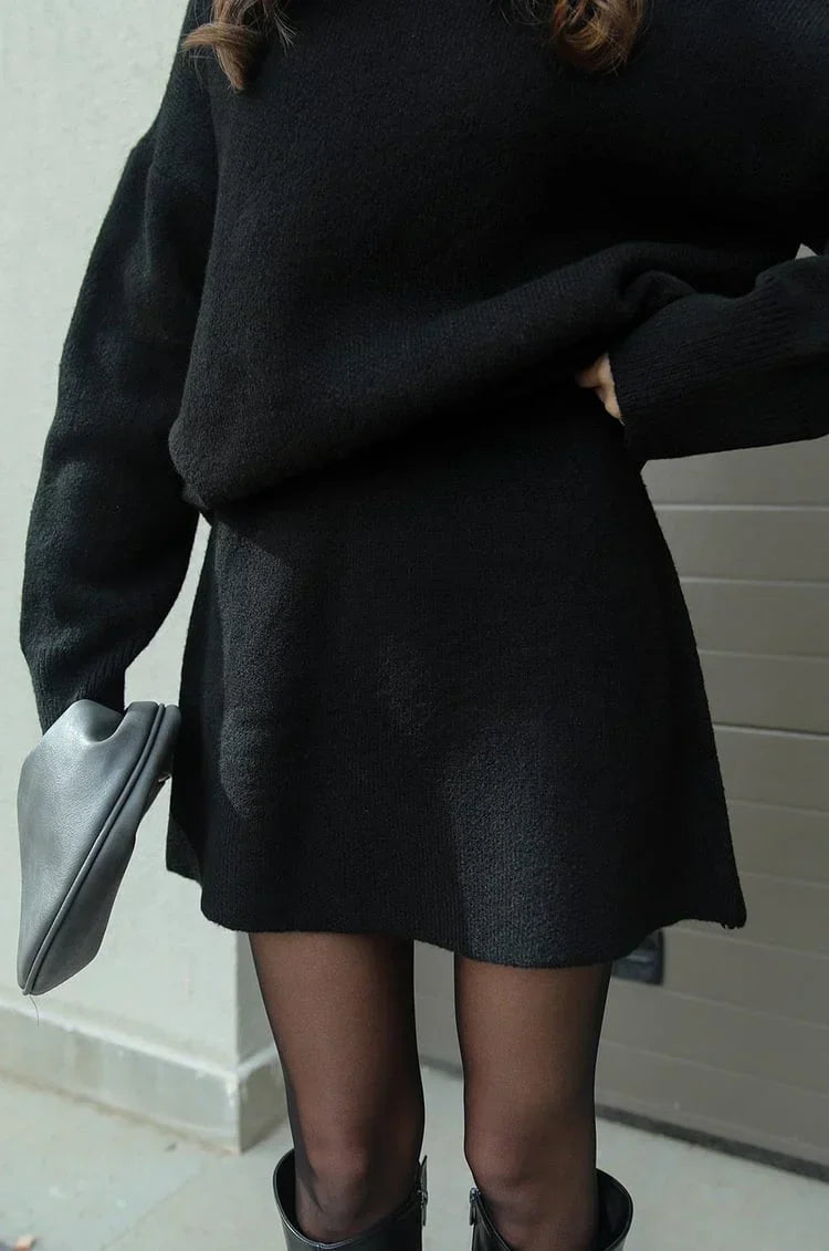 Marie | Dzianinowy komplet – sweter i spódnica